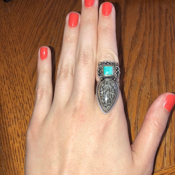 NWOT turquoise and black fossil coral ring - Picture 5 of 5